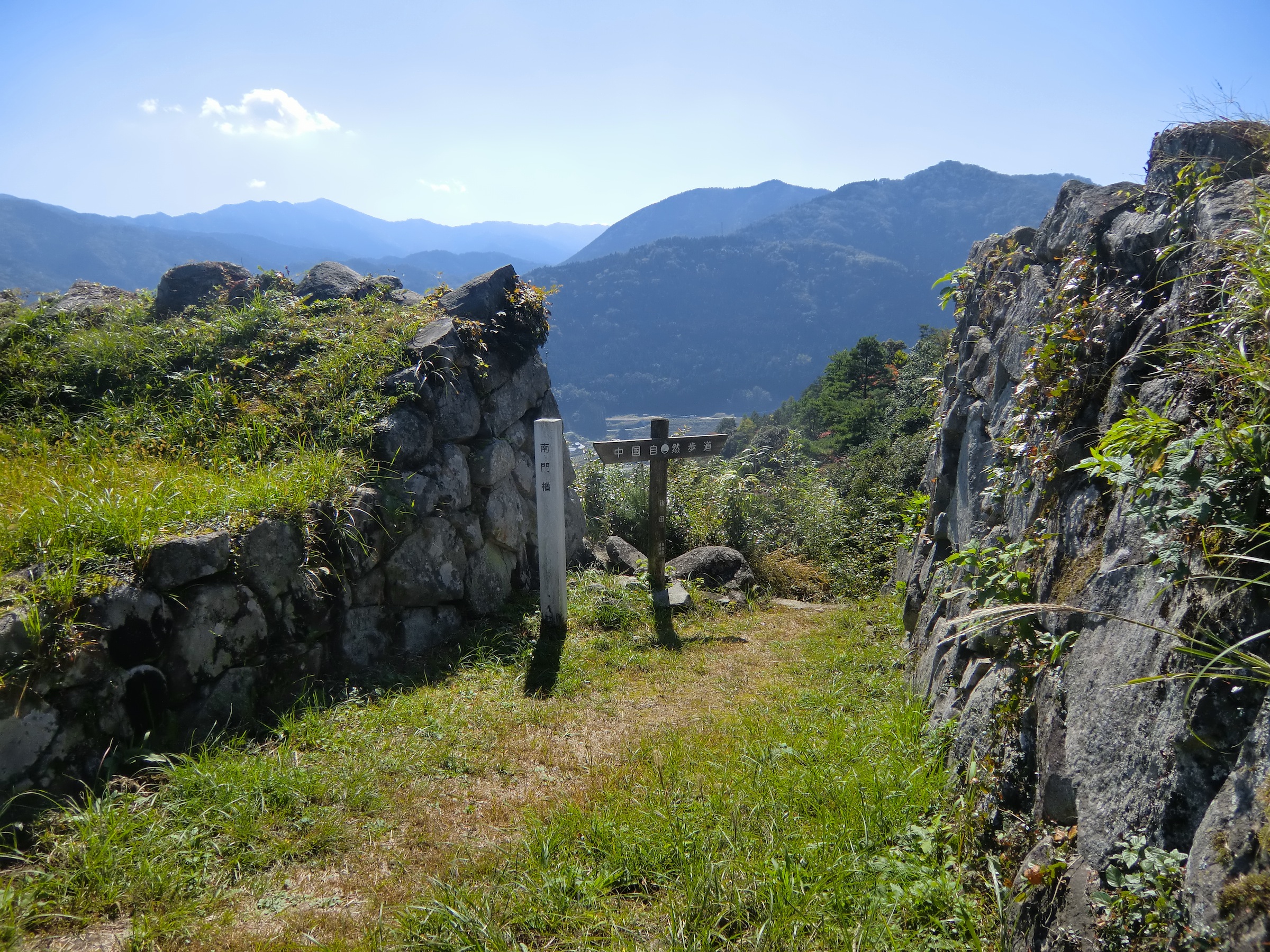 津和野城：山陰地方の天空の城 亀井政矩が居城 津和野城【お城特集 日本の歴史】