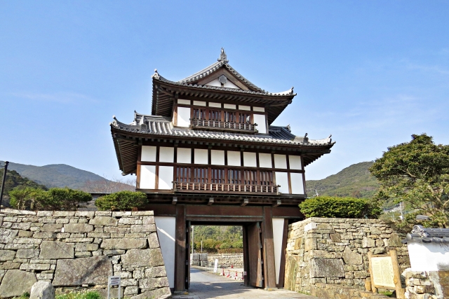 対馬府中藩(厳原藩)/場所・アクセス・地図 宗家2万石:宗義達 藩内では佐幕・尊皇で混乱を極めたが戊辰戦争では大坂まで兵を進めた対馬藩【幕末維新写真館】