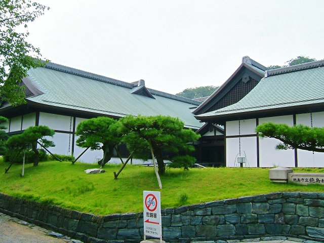 阿波徳島藩／場所・アクセス・地図 蜂須賀家２５万７千石：蜂須賀茂韶 佐幕派と尊皇派で藩論が割れて新政府軍への協力が縮小された徳島藩【幕末維新写真館】
