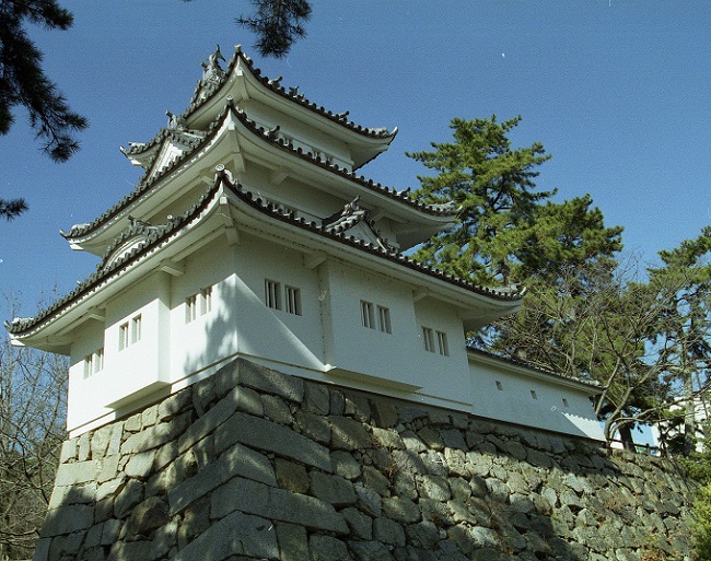 津藩(安濃津藩)/場所・アクセス・地図 藤堂家27万950石:藤堂高潔 鳥羽・伏見の戦いでは形勢不利となった旧幕府軍を突如攻撃した津藩【幕末維新写真館】