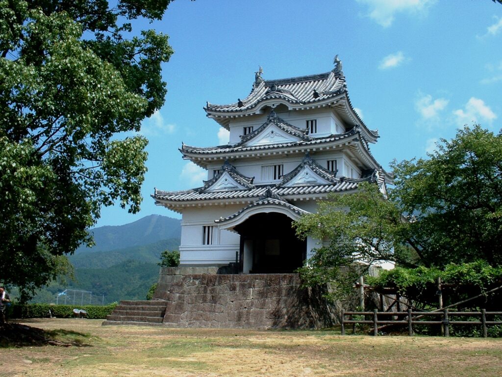 宇和島藩／伊達家１０万石：伊達宗城 蒸気船を建造するなど西洋技術をいち早く取り入れたが戊辰戦争では新政府寄りの中立を保った宇和島藩【幕末維新写真館】