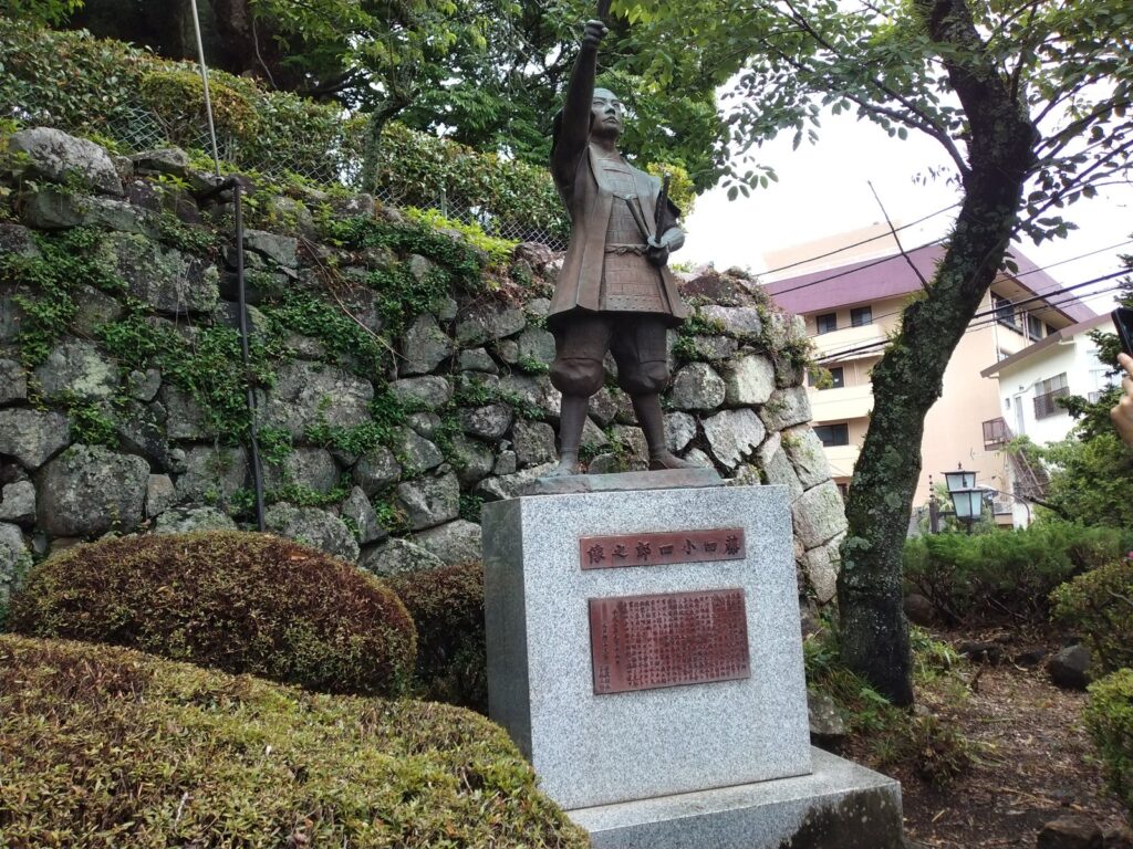 藤田小四郎之像 筑波山神社境内