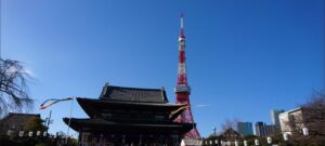 増上寺の大殿（本堂）と東京タワー。大殿は昭和49年（1974）の再建