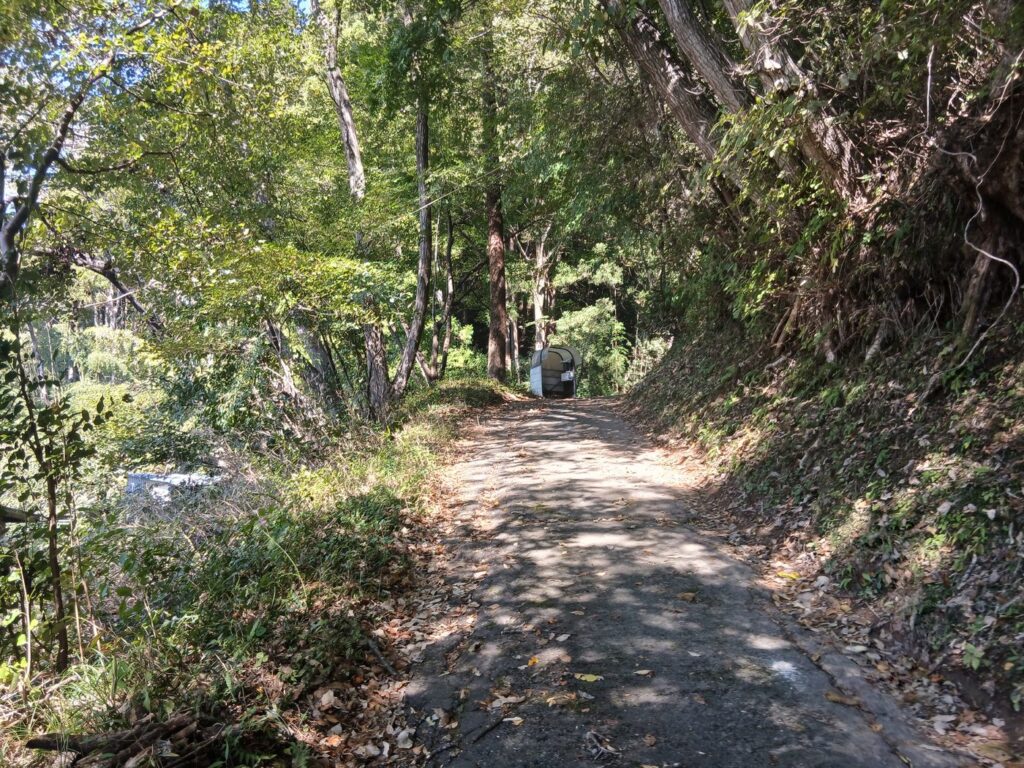 観音山への登り方 歩きか、車か
