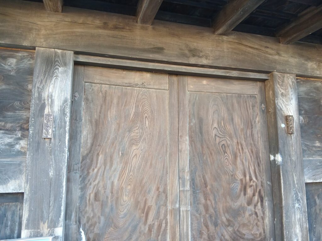 田口家と立派な長屋門