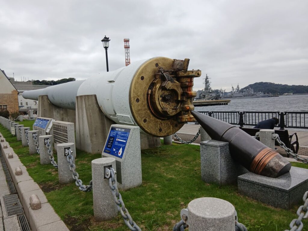 戦艦陸奥の主砲と主砲弾